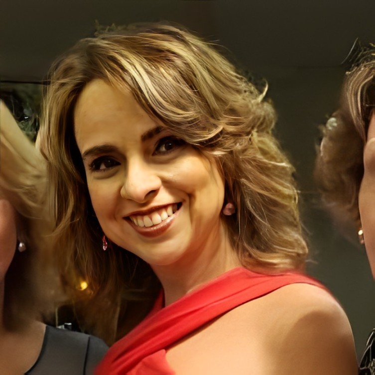 Adriana Chaia  Viajando Com Historia